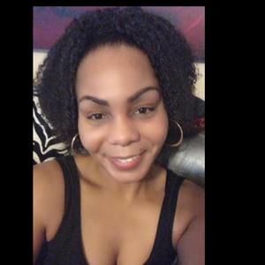 Meet your Posher, Danyelle